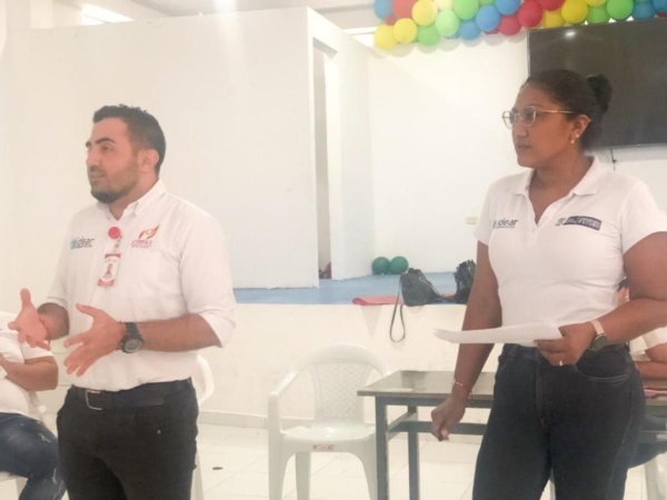 IDEAR y CORFAS se reúnen en Fortul con el gremio de queseros